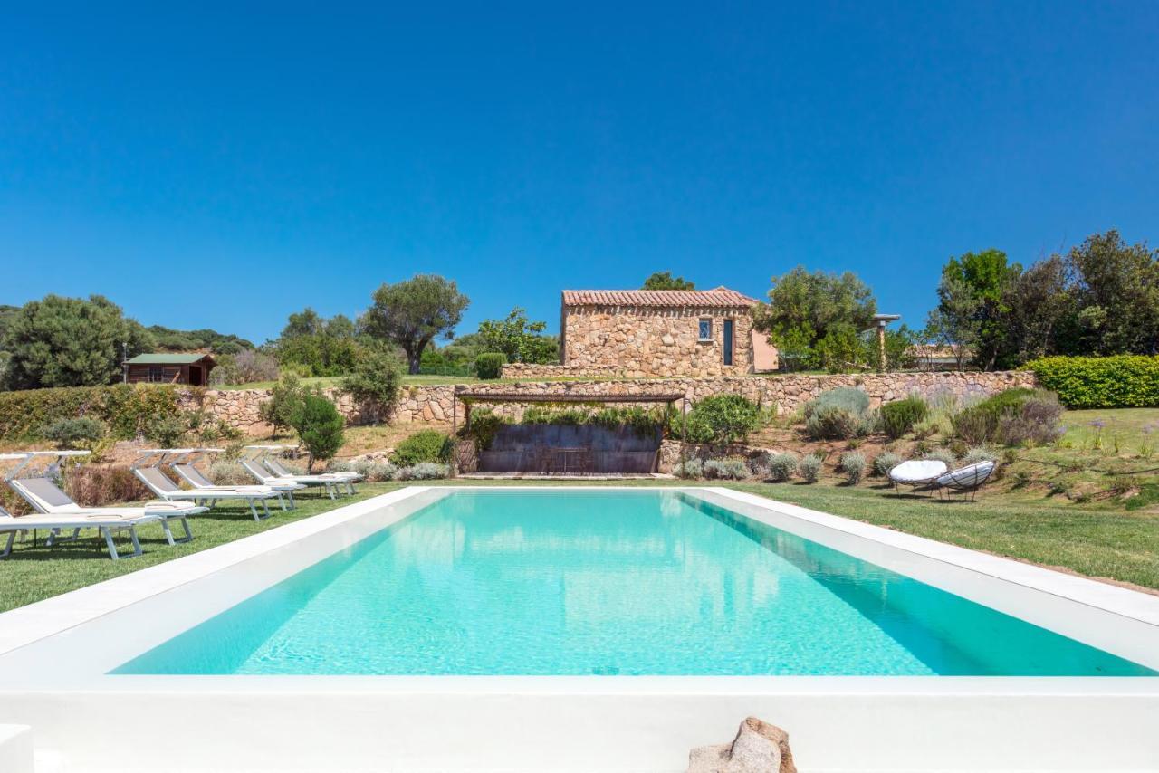 Albero Capovolto Bed & Breakfast Golfo Aranci Bagian luar foto