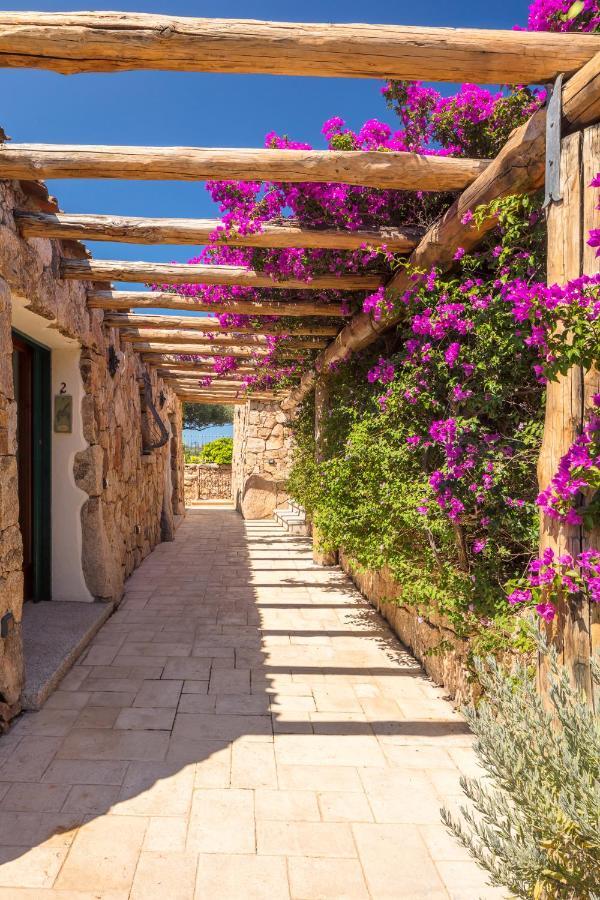 Albero Capovolto Bed & Breakfast Golfo Aranci Bagian luar foto