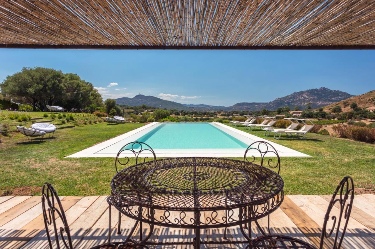 Albero Capovolto Bed & Breakfast Golfo Aranci Bagian luar foto