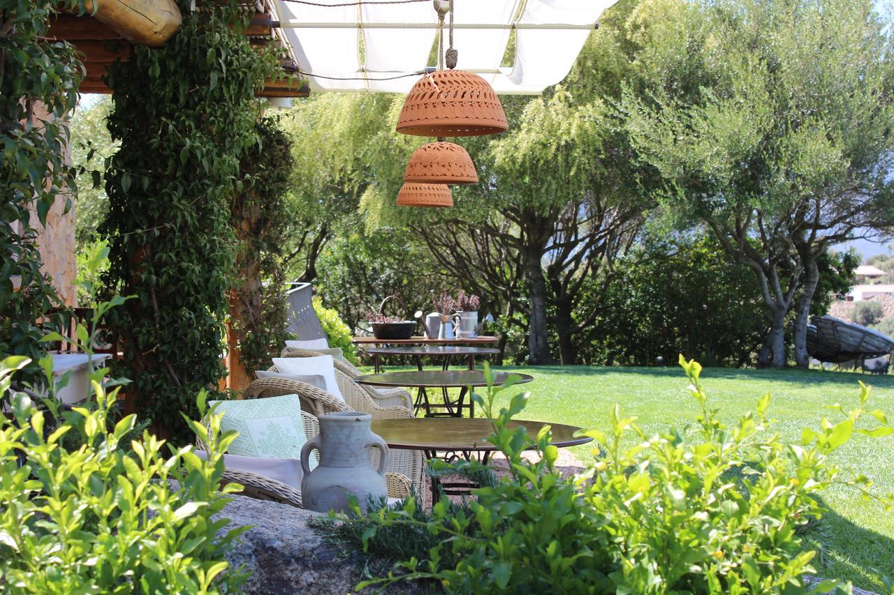 Albero Capovolto Bed & Breakfast Golfo Aranci Bagian luar foto